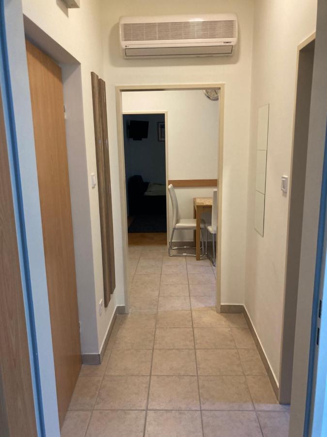 Kuenszler Apartmanhaz Zamárdi エクステリア 写真