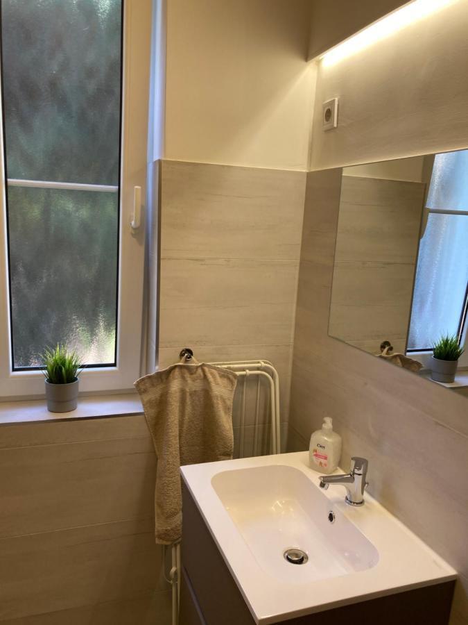 Kuenszler Apartmanhaz Zamárdi エクステリア 写真