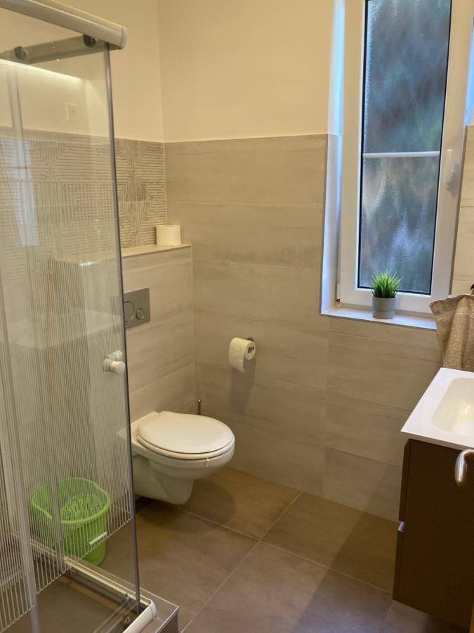 Kuenszler Apartmanhaz Zamárdi エクステリア 写真